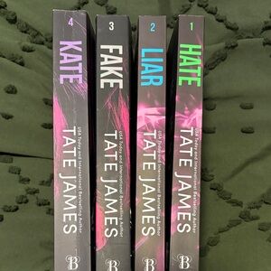 Madison Kate Book Set (4)